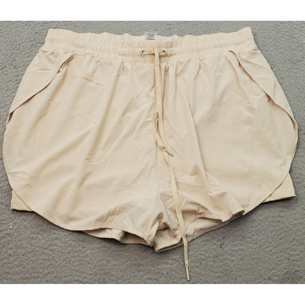 BuffBunny Cream Athletic Shorts